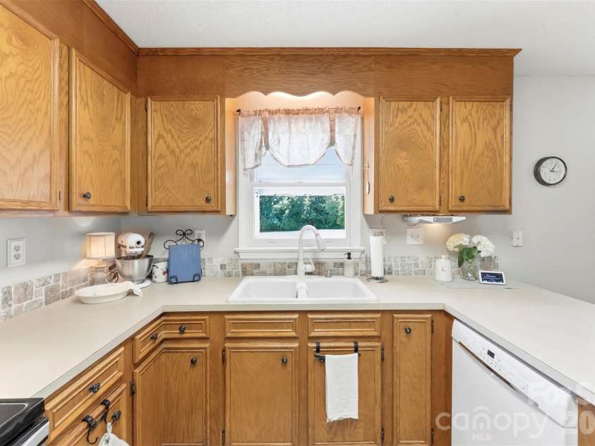 607 Elam Road, Lawndale, NC 28090.  MLS# CAR4389788, YatesRealty ID 28271. 