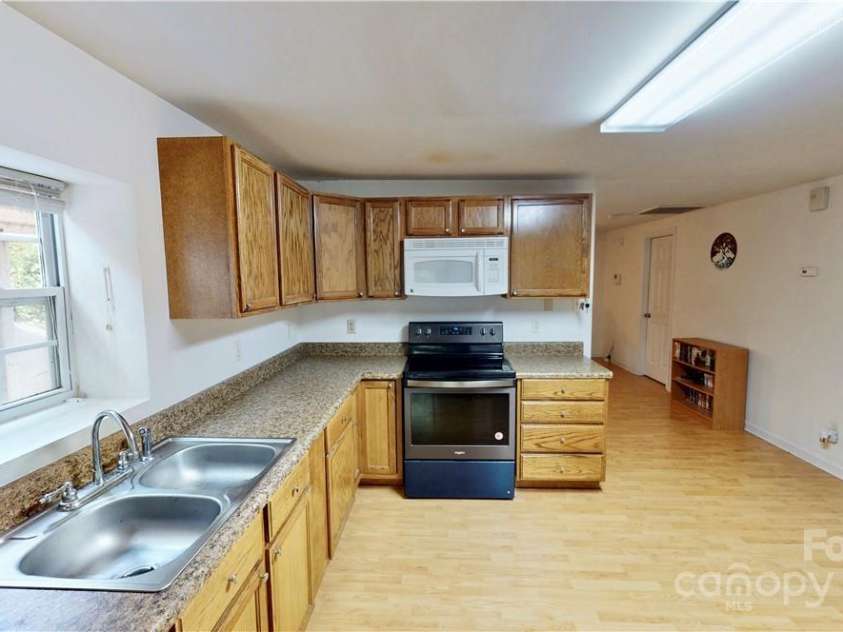 6342 Macon Street, Charlotte, NC 28208.  MLS# CAR4281895, YatesRealty ID 28271. 