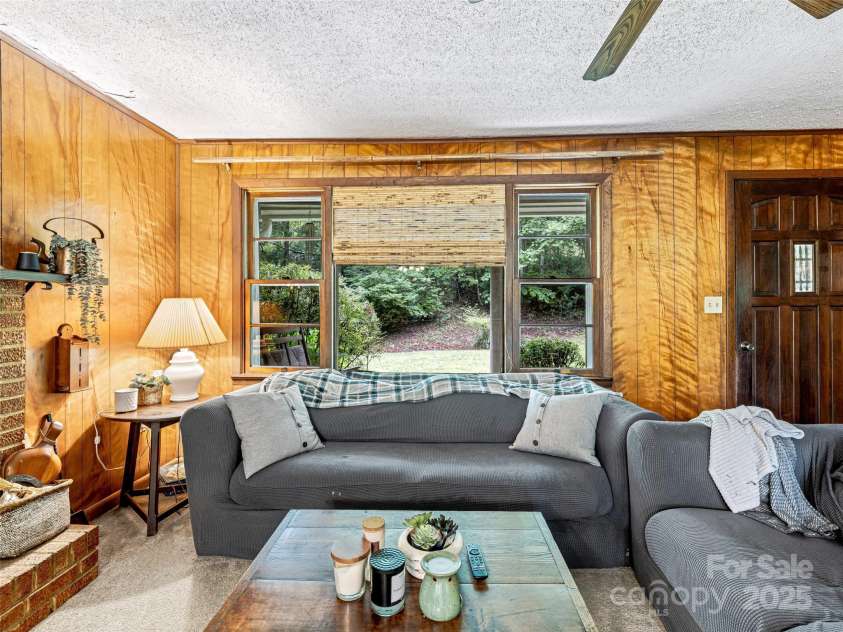 200 Valley Overlook Drive, Pisgah Forest, NC 28768.  MLS# CAR4265421, YatesRealty ID 28272. 