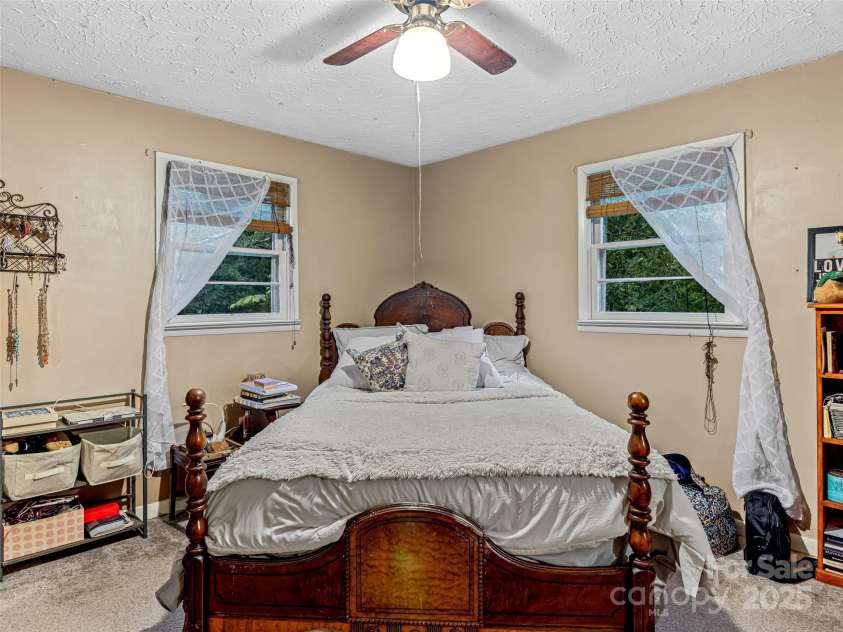 200 Valley Overlook Drive, Pisgah Forest, NC 28768.  MLS# CAR4265421, YatesRealty ID 28272. 