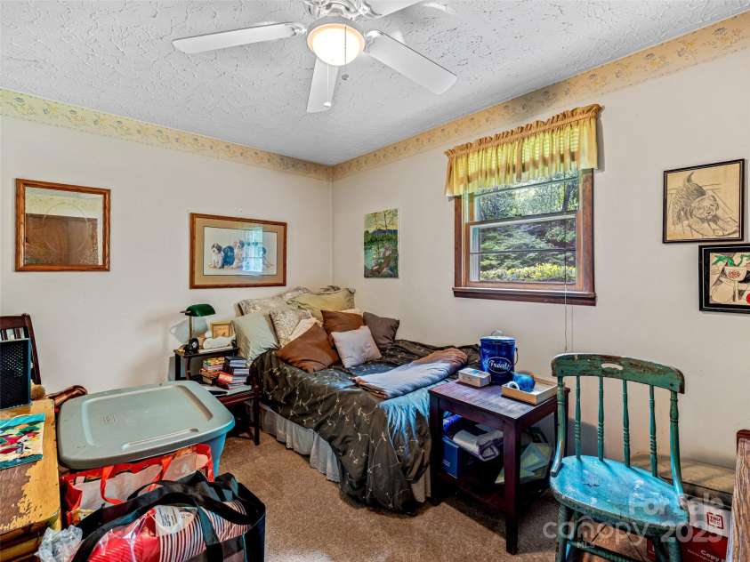 200 Valley Overlook Drive, Pisgah Forest, NC 28768.  MLS# CAR4265421, YatesRealty ID 28272. 