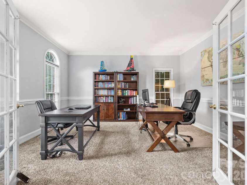 5501 Providence Glen Road, Charlotte, NC 28270.  MLS# CAR4382707, YatesRealty ID 28273. 