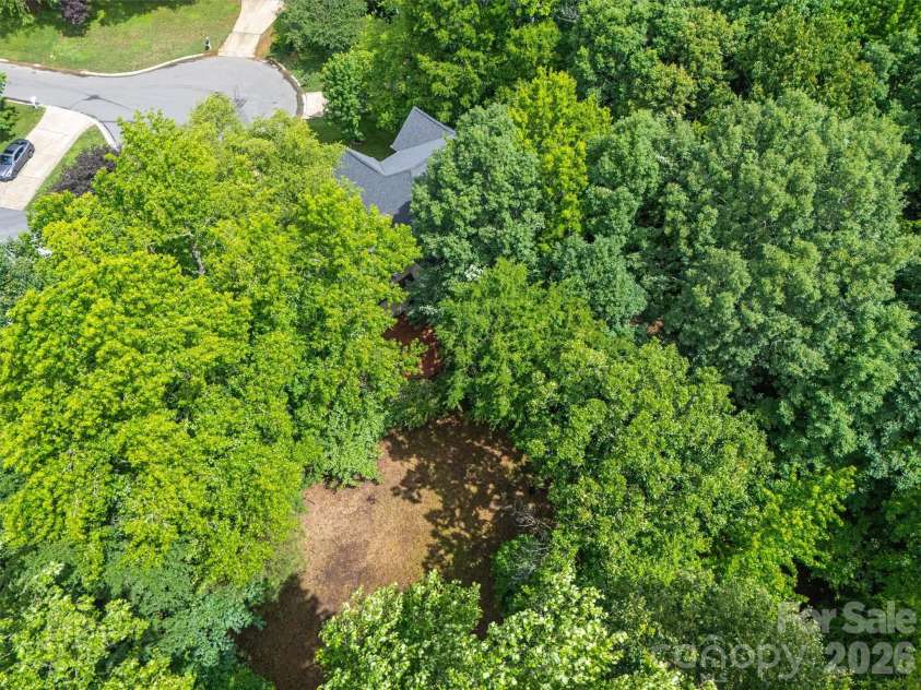 5501 Providence Glen Road, Charlotte, NC 28270.  MLS# CAR4382707, YatesRealty ID 28273. 