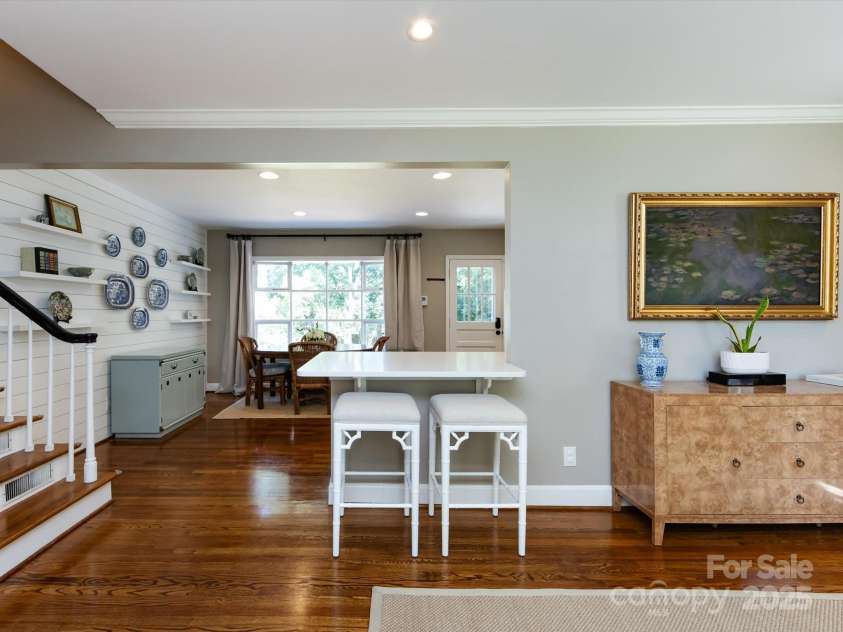 6720 Brookmeade Drive, Charlotte, NC 28226.  MLS# CAR4283734, YatesRealty ID 28273. 