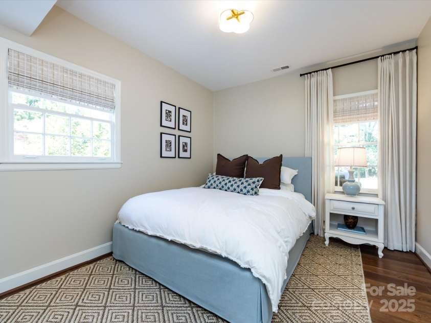 6720 Brookmeade Drive, Charlotte, NC 28226.  MLS# CAR4283734, YatesRealty ID 28273. 
