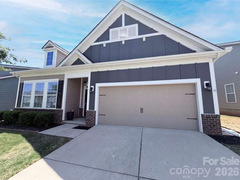 132 Margo Lane, Statesville, NC 28677.  MLS# CAR4389923, YatesRealty ID 28274. 