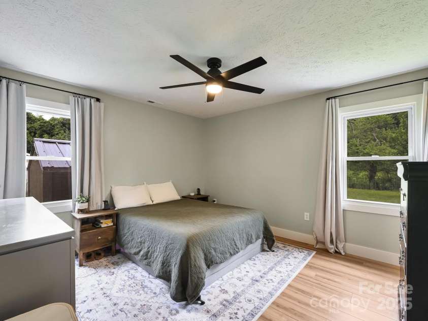 218 Blue Ridge Road, Black Mountain, NC 28711.  MLS# CAR4284698, YatesRealty ID 28276. Primary bedroom