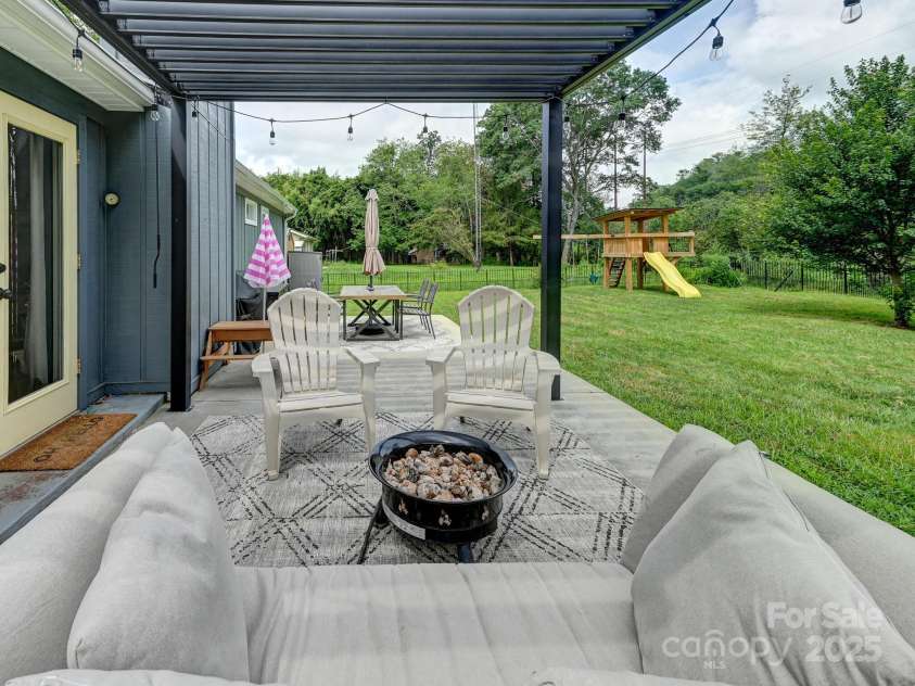 218 Blue Ridge Road, Black Mountain, NC 28711.  MLS# CAR4284698, YatesRealty ID 28276. Relax and Enjoy this outdoor space
