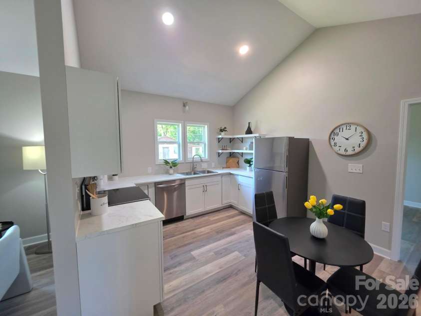 1105 8th Street, Statesville, NC 28677.  MLS# CAR4389488, YatesRealty ID 28277. 