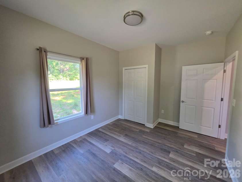 1105 8th Street, Statesville, NC 28677.  MLS# CAR4389488, YatesRealty ID 28277. 