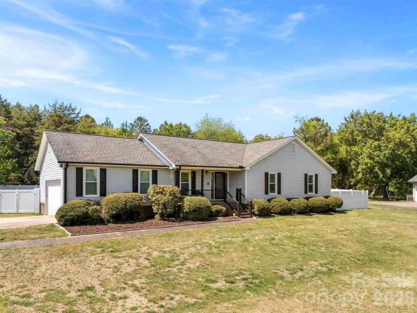 114 Cross Creek Drive, Cherryville, NC 28021.  MLS# CAR4371527, YatesRealty ID 28278. 