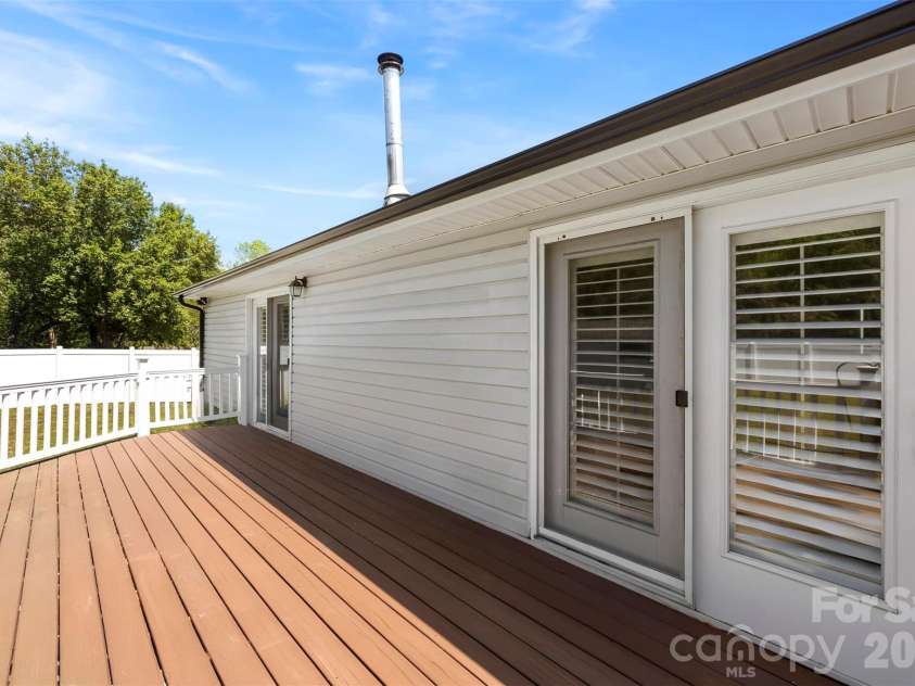 114 Cross Creek Drive, Cherryville, NC 28021.  MLS# CAR4371527, YatesRealty ID 28278. 