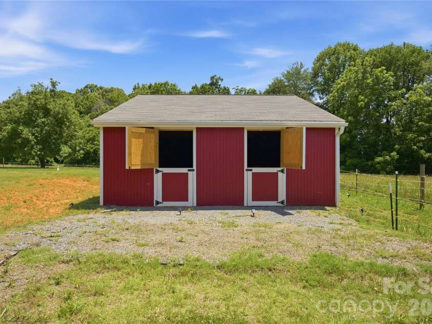 144 Wooten Farm Road, Statesville, NC 28625.  MLS# CAR4375437, YatesRealty ID 28279. 