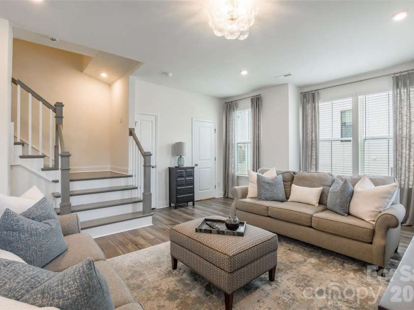 2106 Magnolia Blossom Way, Charlotte, NC 28211.  MLS# CAR4346843, YatesRealty ID 2828. 