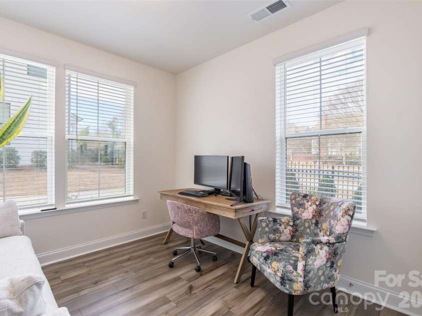 2106 Magnolia Blossom Way, Charlotte, NC 28211.  MLS# CAR4346843, YatesRealty ID 2828. 