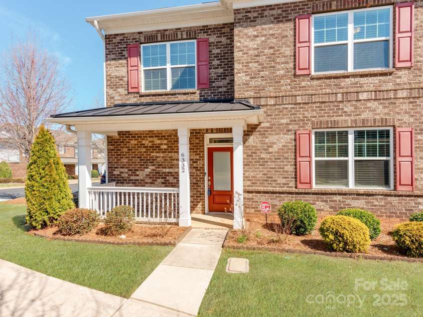 6332 Kennard Drive, Charlotte, NC 28216.  MLS# CAR4228834, YatesRealty ID 2828. 