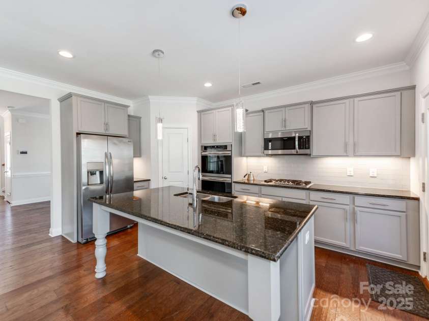 6332 Kennard Drive, Charlotte, NC 28216.  MLS# CAR4228834, YatesRealty ID 2828. 