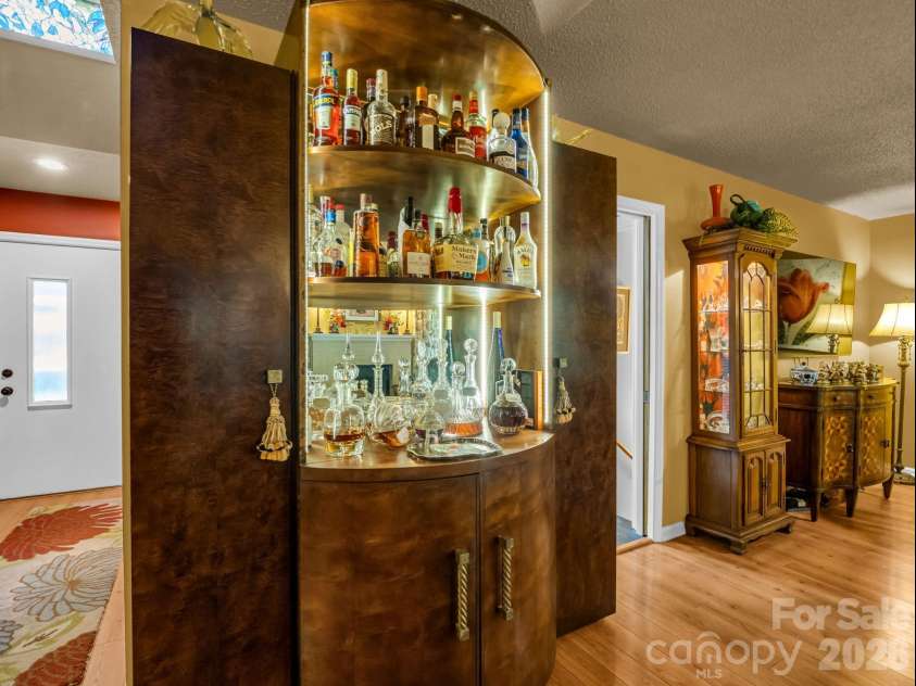 154 Fairlane Road, Columbus, NC 28722.  MLS# CAR4389133, YatesRealty ID 28280. 