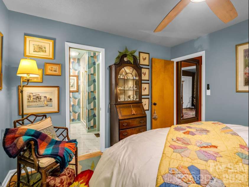 154 Fairlane Road, Columbus, NC 28722.  MLS# CAR4389133, YatesRealty ID 28280. 