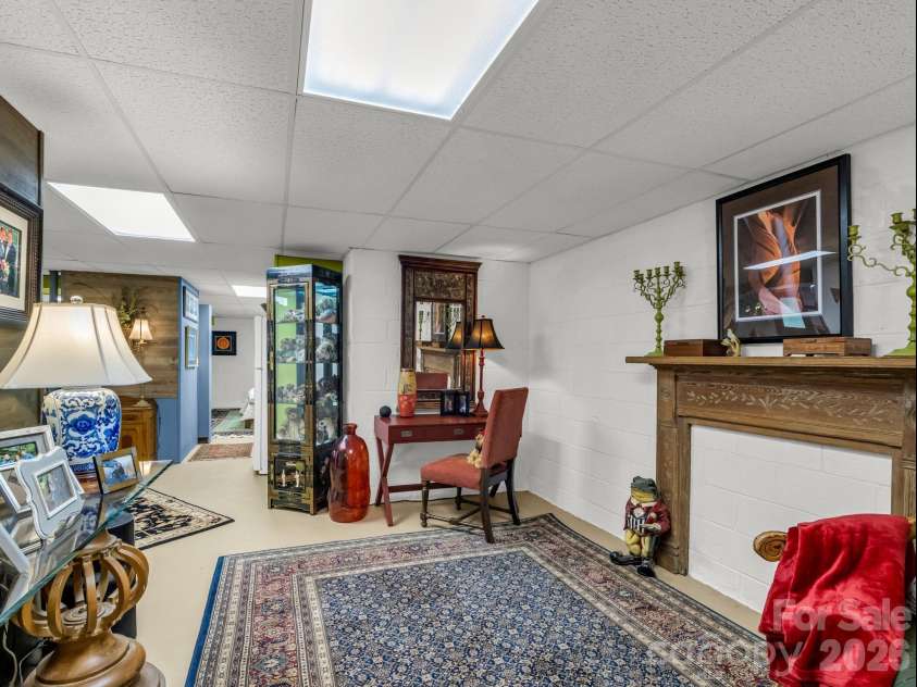 154 Fairlane Road, Columbus, NC 28722.  MLS# CAR4389133, YatesRealty ID 28280. 