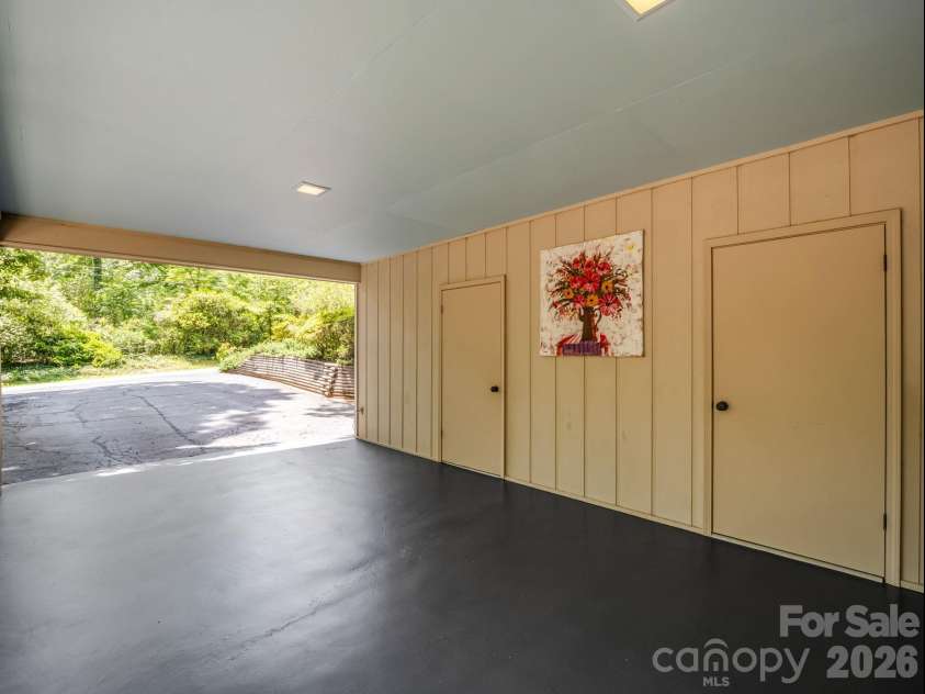 154 Fairlane Road, Columbus, NC 28722.  MLS# CAR4389133, YatesRealty ID 28280. 