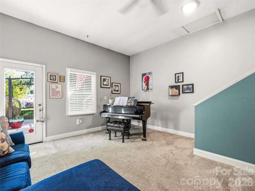103 Old US 19 23 Highway, Candler, NC 28715.  MLS# CAR4367425, YatesRealty ID 28281. 