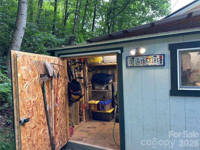 103 Old US 19 23 Highway, Candler, NC 28715.  MLS# CAR4367425, YatesRealty ID 28281. 