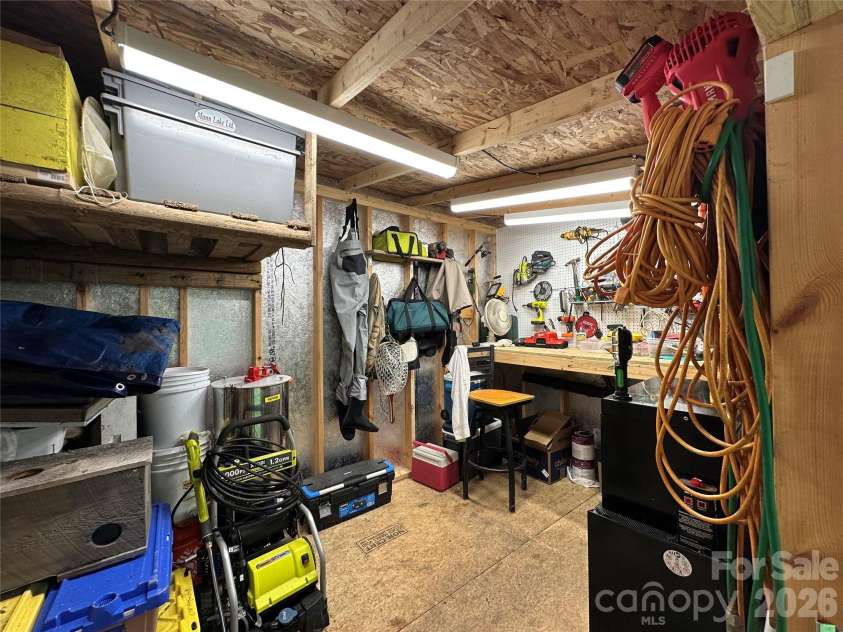 103 Old US 19 23 Highway, Candler, NC 28715.  MLS# CAR4367425, YatesRealty ID 28281. 