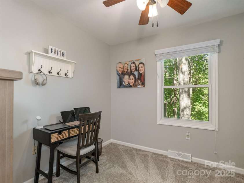 27 Walker Cove Road, Black Mountain, NC 28711.  MLS# CAR4277412, YatesRealty ID 28281. 