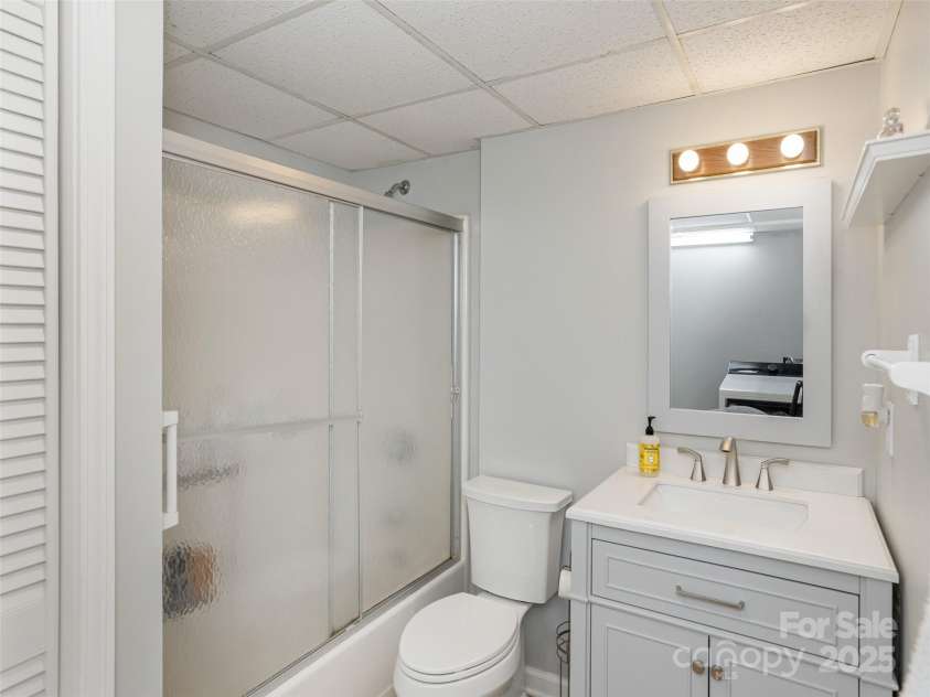 27 Walker Cove Road, Black Mountain, NC 28711.  MLS# CAR4277412, YatesRealty ID 28281. 