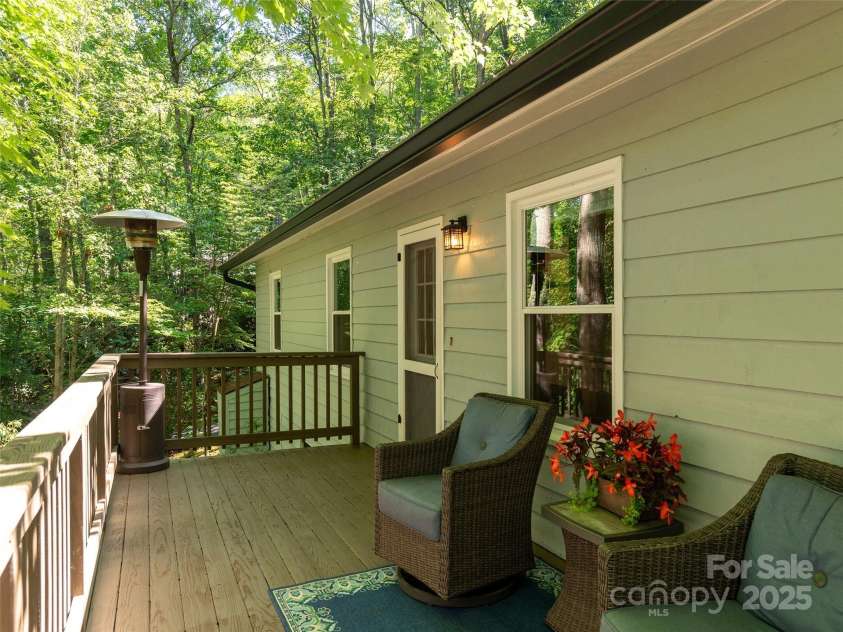 27 Walker Cove Road, Black Mountain, NC 28711.  MLS# CAR4277412, YatesRealty ID 28281. 