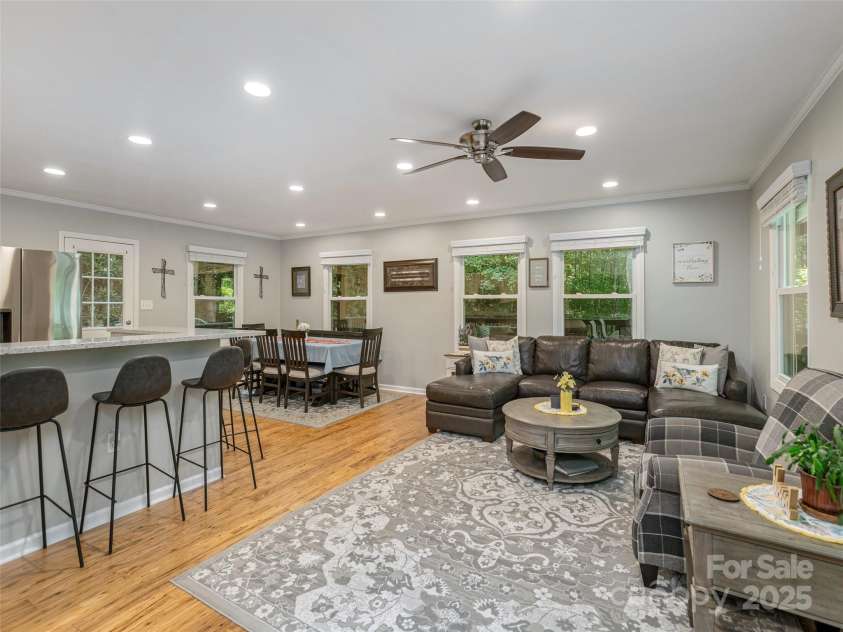 27 Walker Cove Road, Black Mountain, NC 28711.  MLS# CAR4277412, YatesRealty ID 28281. 