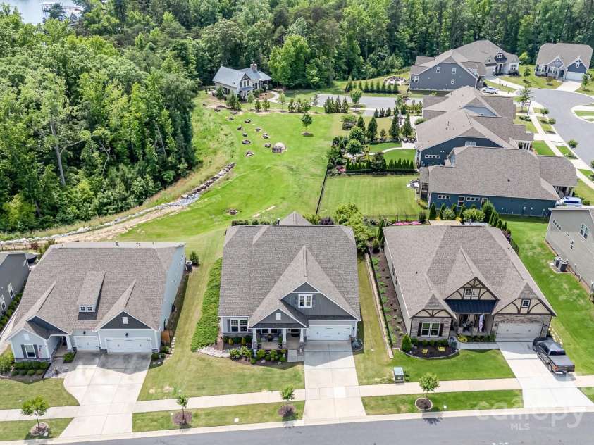 10016 St Kitts Landing Lane, Charlotte, NC 28278.  MLS# CAR4261578, YatesRealty ID 28282. Aerial photo looking from front of house toward back yard space