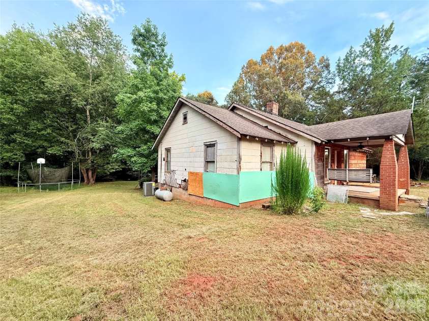 1491 Landrum Road, Columbus, NC 28722.  MLS# CAR4382944, YatesRealty ID 28282. 