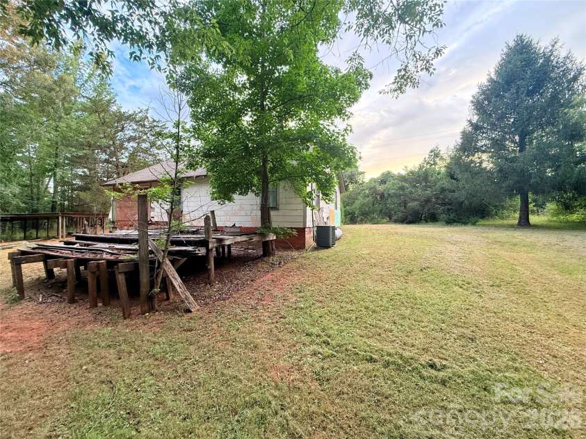 1491 Landrum Road, Columbus, NC 28722.  MLS# CAR4382944, YatesRealty ID 28282. 