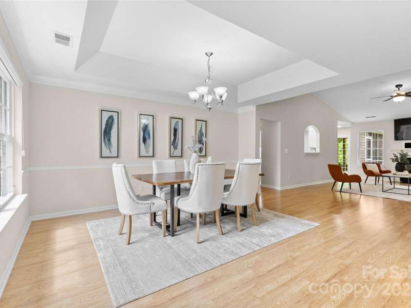 3008 Cornflower Lane, Indian Trail, NC 28079.  MLS# CAR4268218, YatesRealty ID 28284. Dining area