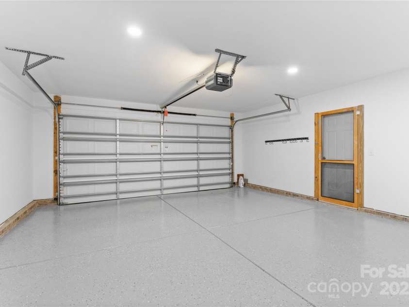 3008 Cornflower Lane, Indian Trail, NC 28079.  MLS# CAR4268218, YatesRealty ID 28284. Epoxy garage
