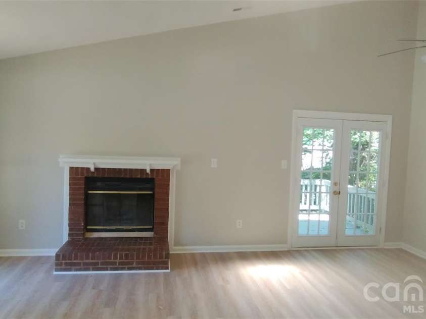 5830 Stone Bluff Court, Charlotte, NC 28214.  MLS# CAR4352514, YatesRealty ID 28286. 