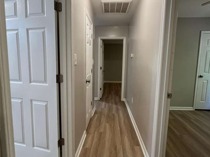 5830 Stone Bluff Court, Charlotte, NC 28214.  MLS# CAR4352514, YatesRealty ID 28286. 