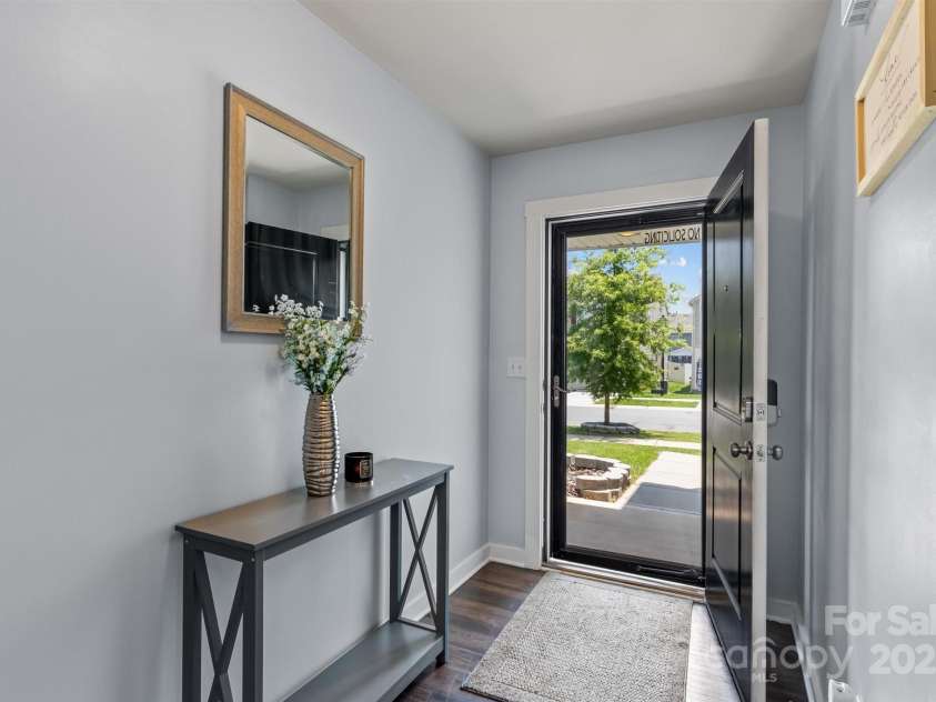 4313 Gibbon Crossing Drive, Charlotte, NC 28269.  MLS# CAR4268116, YatesRealty ID 28287. 