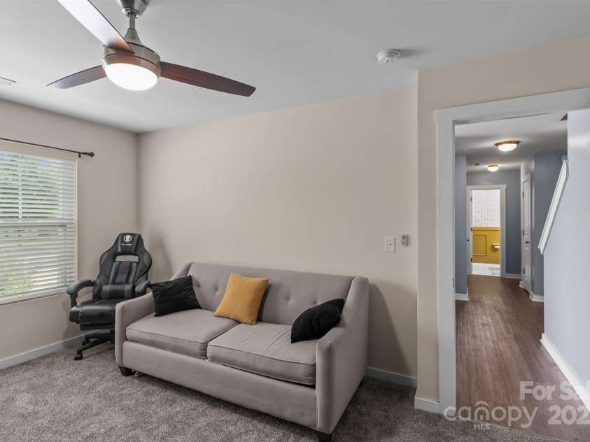 4313 Gibbon Crossing Drive, Charlotte, NC 28269.  MLS# CAR4268116, YatesRealty ID 28287. 
