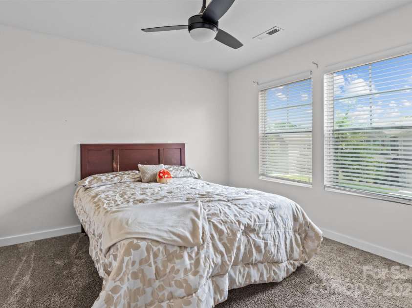 4313 Gibbon Crossing Drive, Charlotte, NC 28269.  MLS# CAR4268116, YatesRealty ID 28287. 