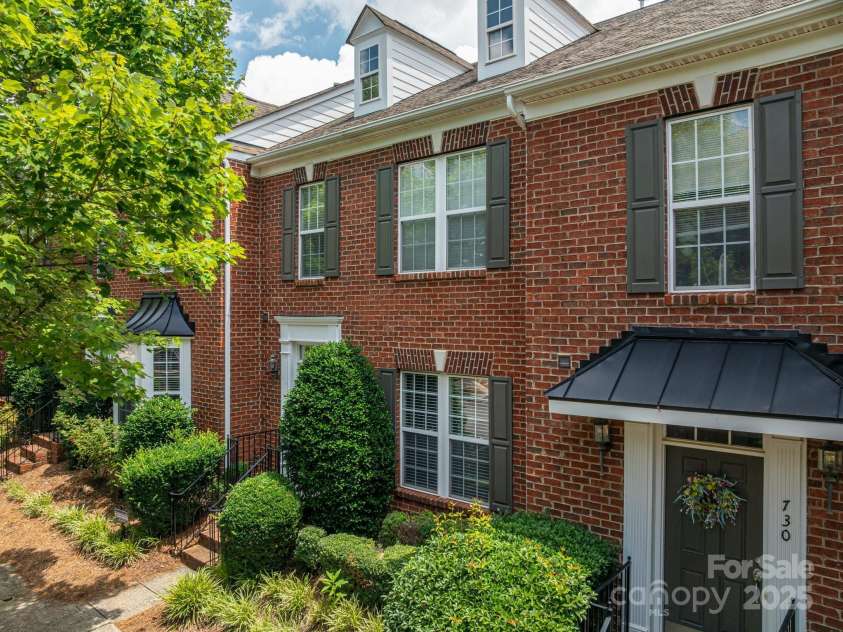 734 Naramore Street, Davidson, NC 28036.  MLS# CAR4276435, YatesRealty ID 28288. 