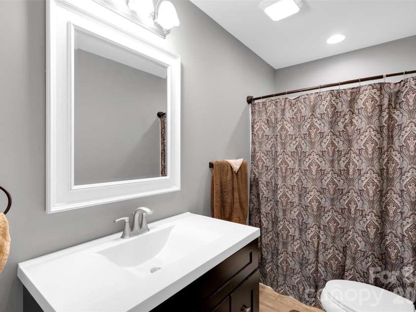 1348 Bryson Creek Drive, McConnells, SC 29726.  MLS# CAR4338042, YatesRealty ID 28289. 