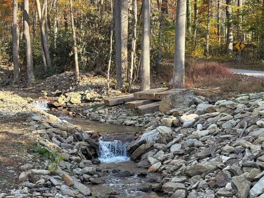 190 Blackberry Inn Road, Weaverville, NC 28787.  MLS# CAR4325654, YatesRealty ID 2829. 