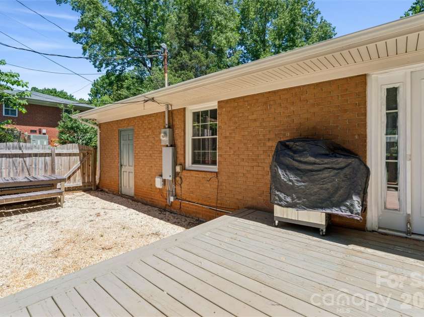 8420 Wilson Woods Drive, Charlotte, NC 28227.  MLS# CAR4390255, YatesRealty ID 28291. 