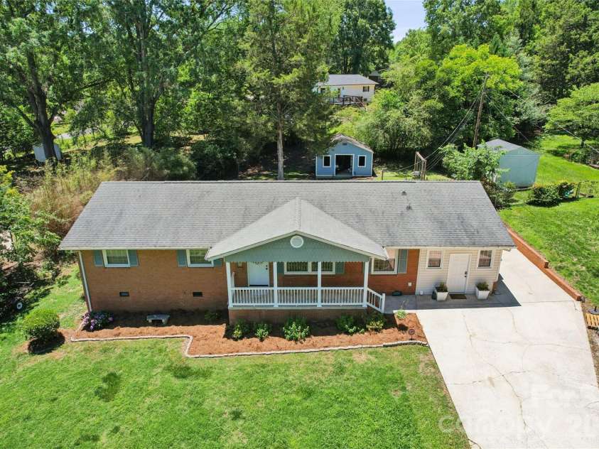 8420 Wilson Woods Drive, Charlotte, NC 28227.  MLS# CAR4390255, YatesRealty ID 28291. 
