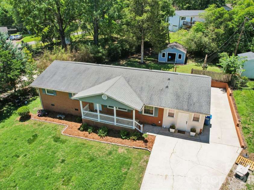 8420 Wilson Woods Drive, Charlotte, NC 28227.  MLS# CAR4390255, YatesRealty ID 28291. 