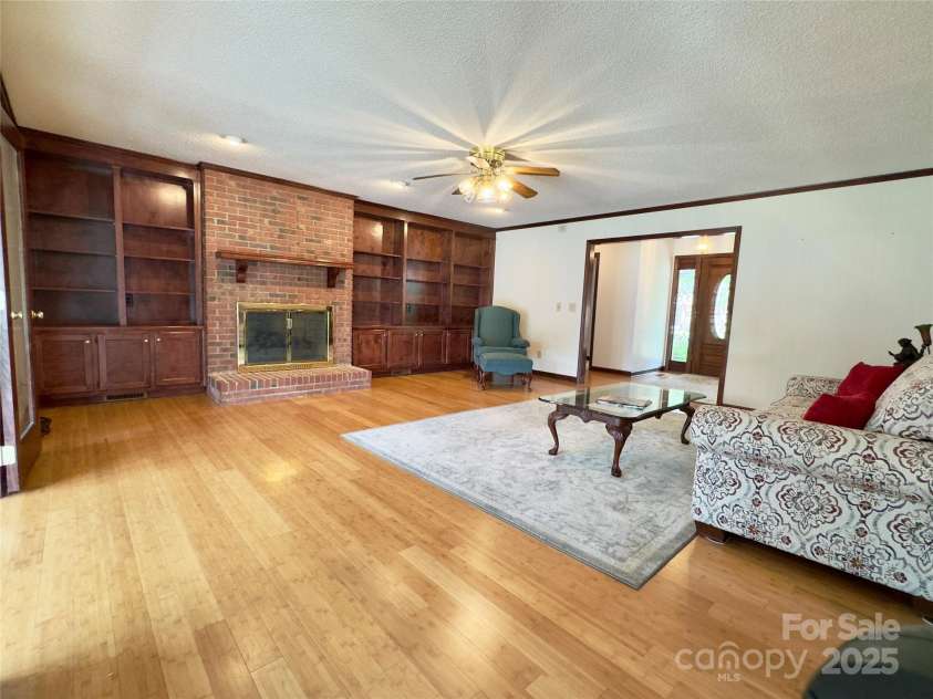 2191 Wynbourne Drive, Gastonia, NC 28056.  MLS# CAR4271244, YatesRealty ID 28292. 