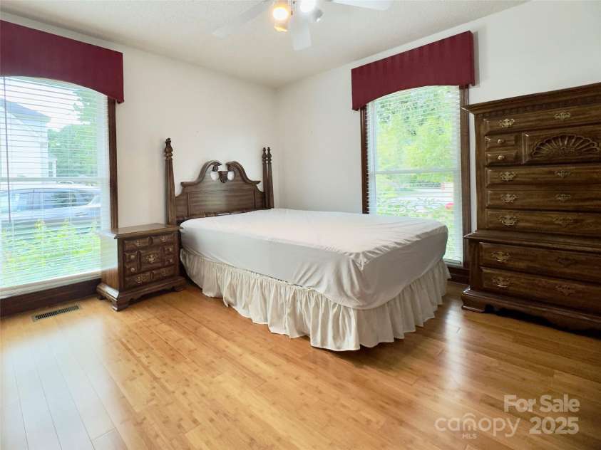 2191 Wynbourne Drive, Gastonia, NC 28056.  MLS# CAR4271244, YatesRealty ID 28292. 